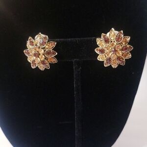 Vintage Gold crystal clip on earrings